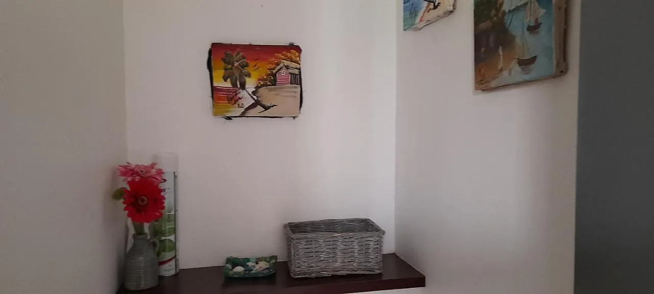 Appartement Studio pieds dans l'eau à Le Gosier  Le Gosier (Grande-Terre)